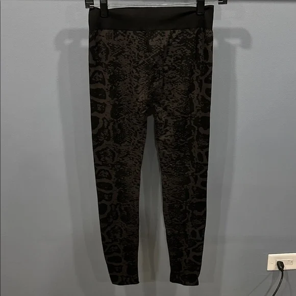 Wolford Eleonor Leggings in Black/Silver
